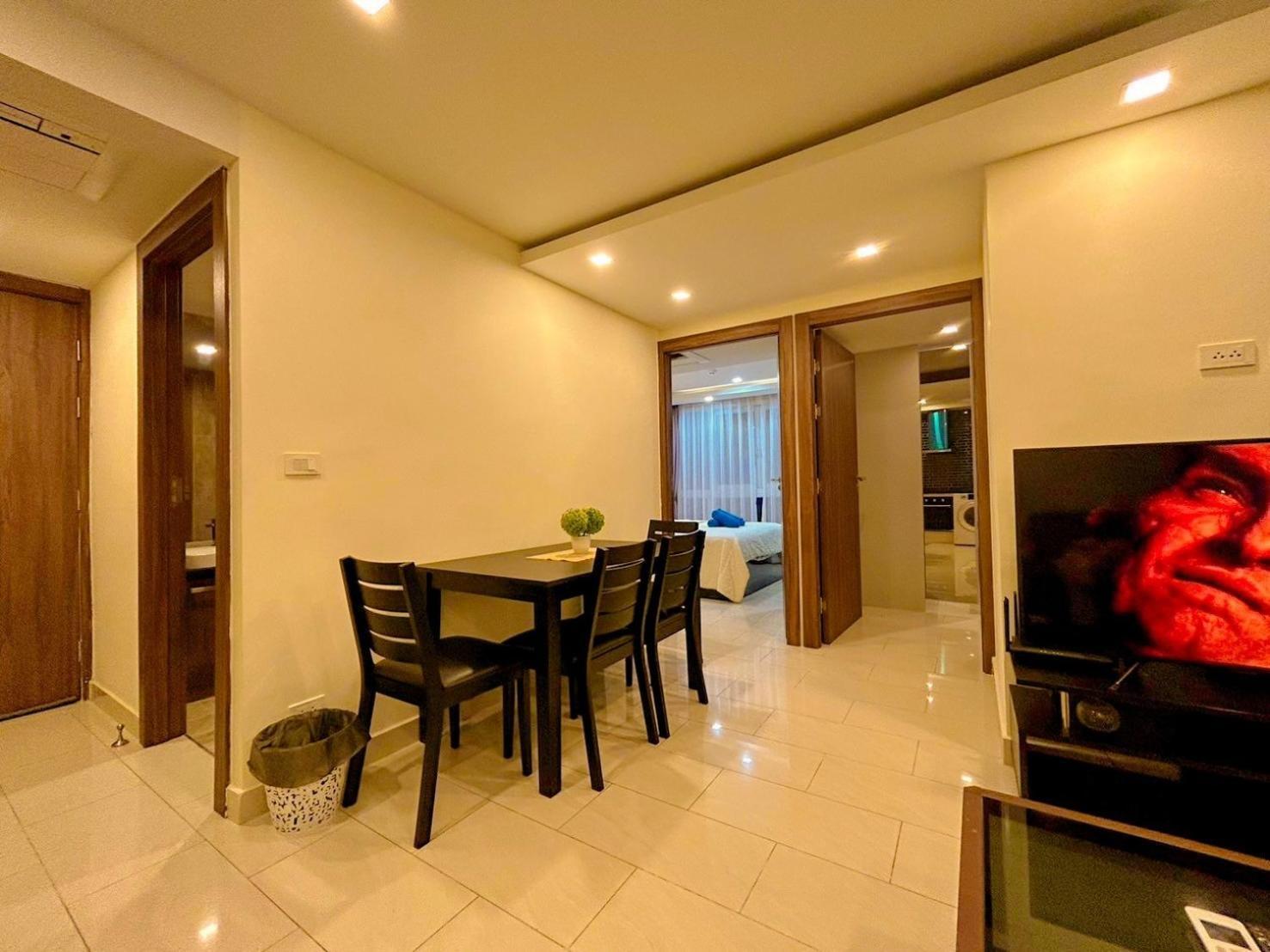 Grand Avenue Residence Condominium Pattaya Bagian luar foto