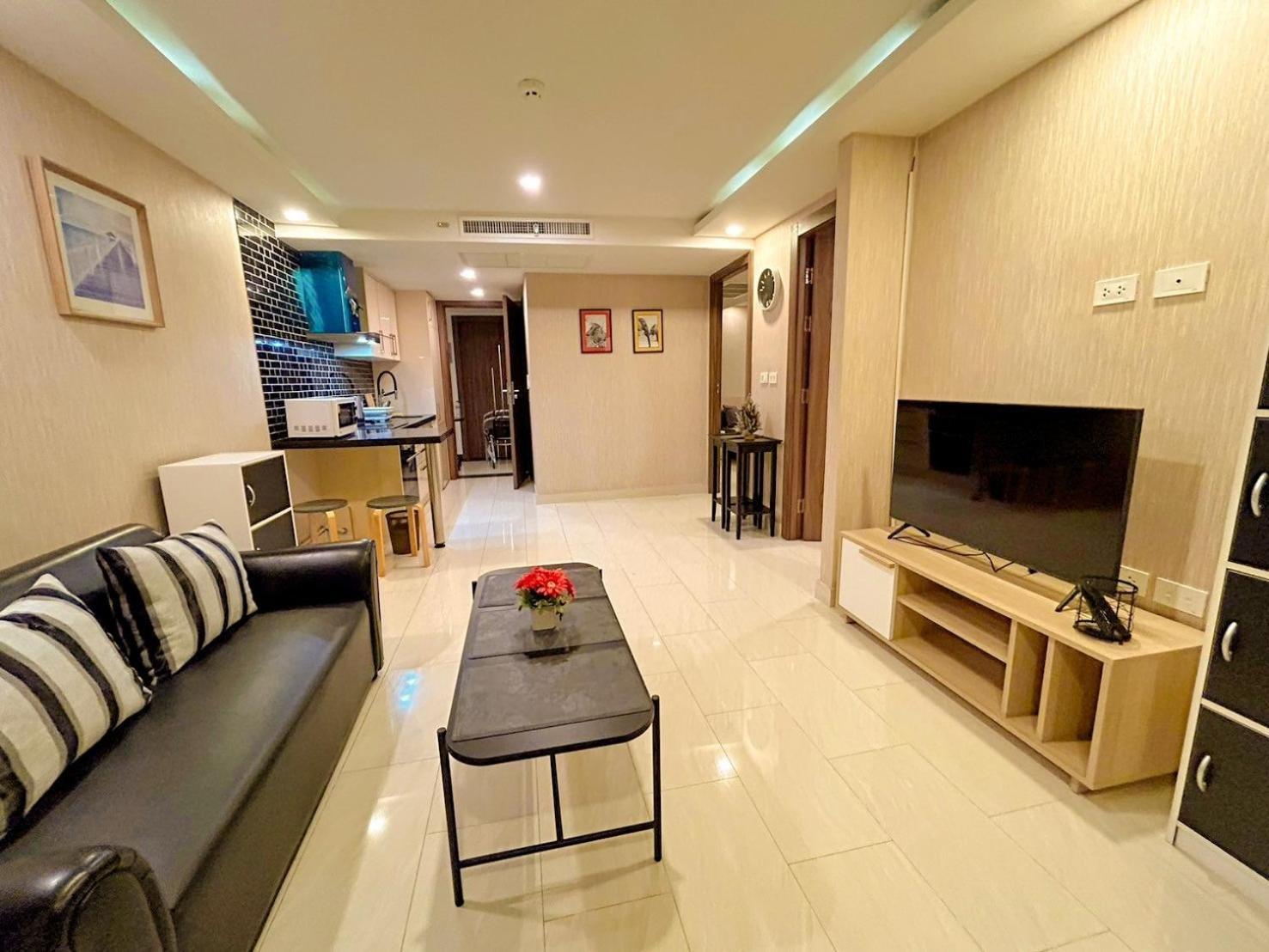 Grand Avenue Residence Condominium Pattaya Bagian luar foto