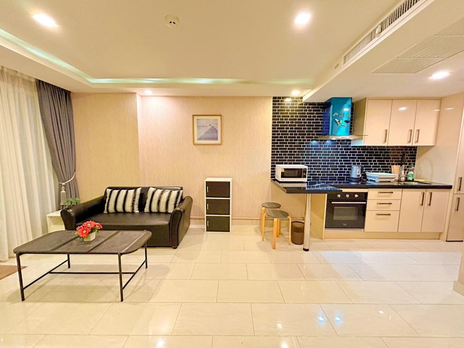 Grand Avenue Residence Condominium Pattaya Bagian luar foto