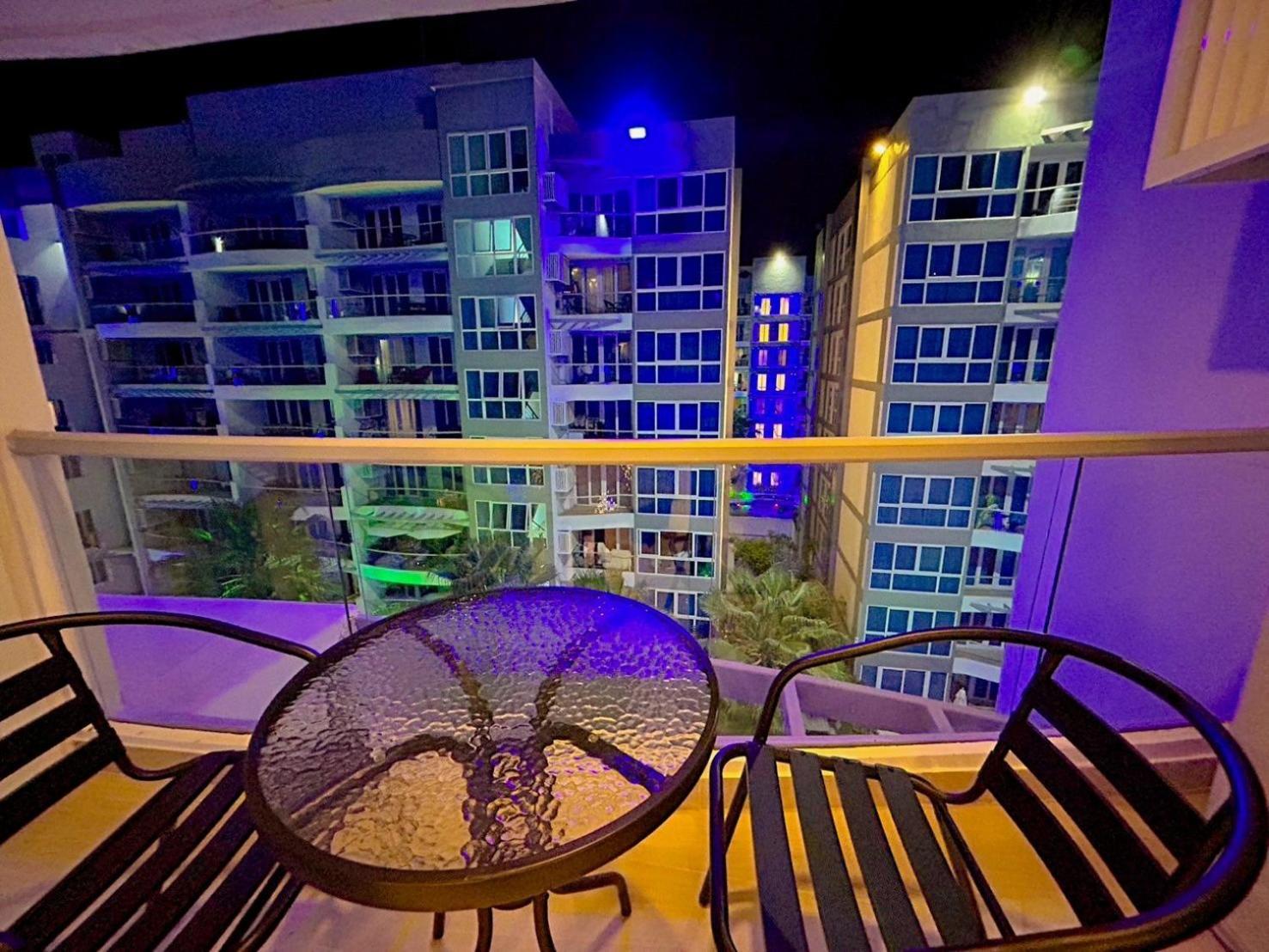 Grand Avenue Residence Condominium Pattaya Bagian luar foto