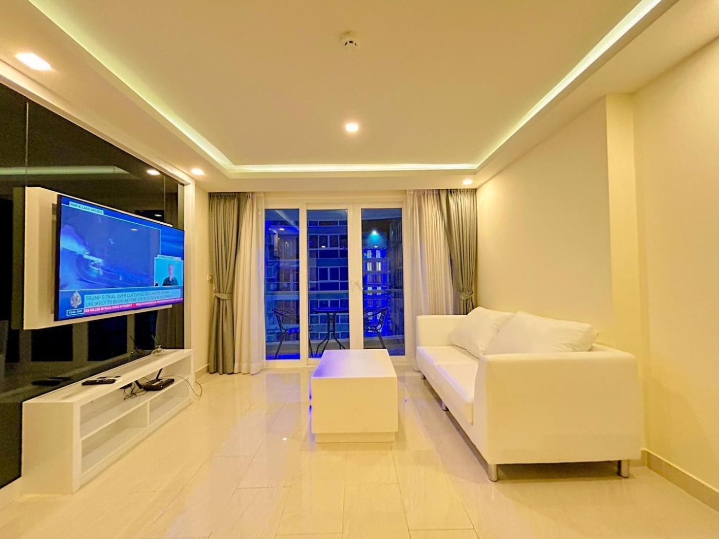 Grand Avenue Residence Condominium Pattaya Bagian luar foto